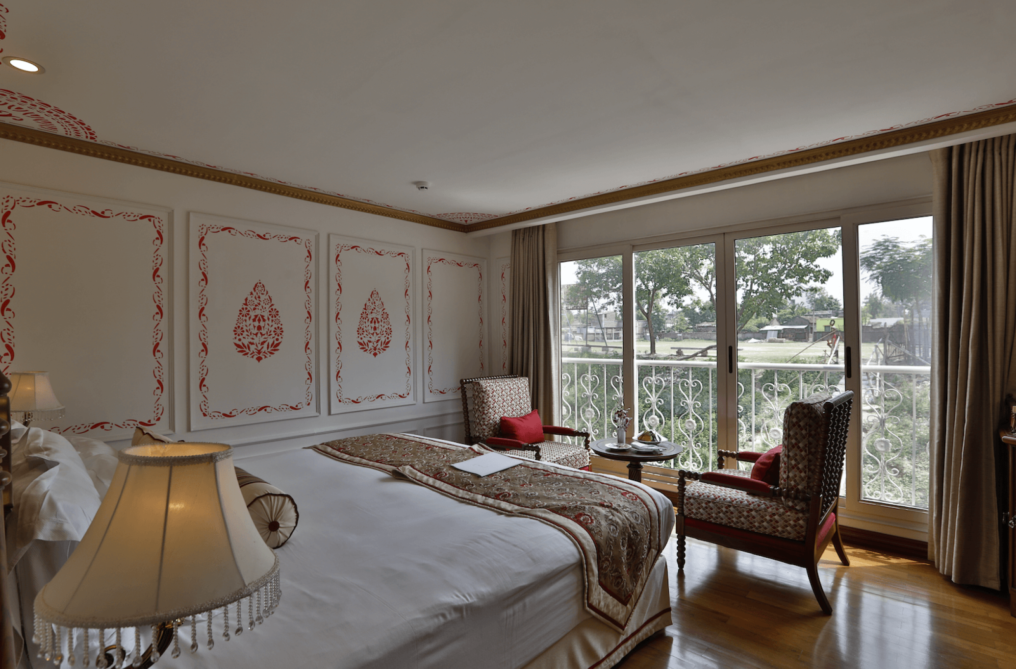 COLONIAL SUITE - MV ganges voyager cruise
